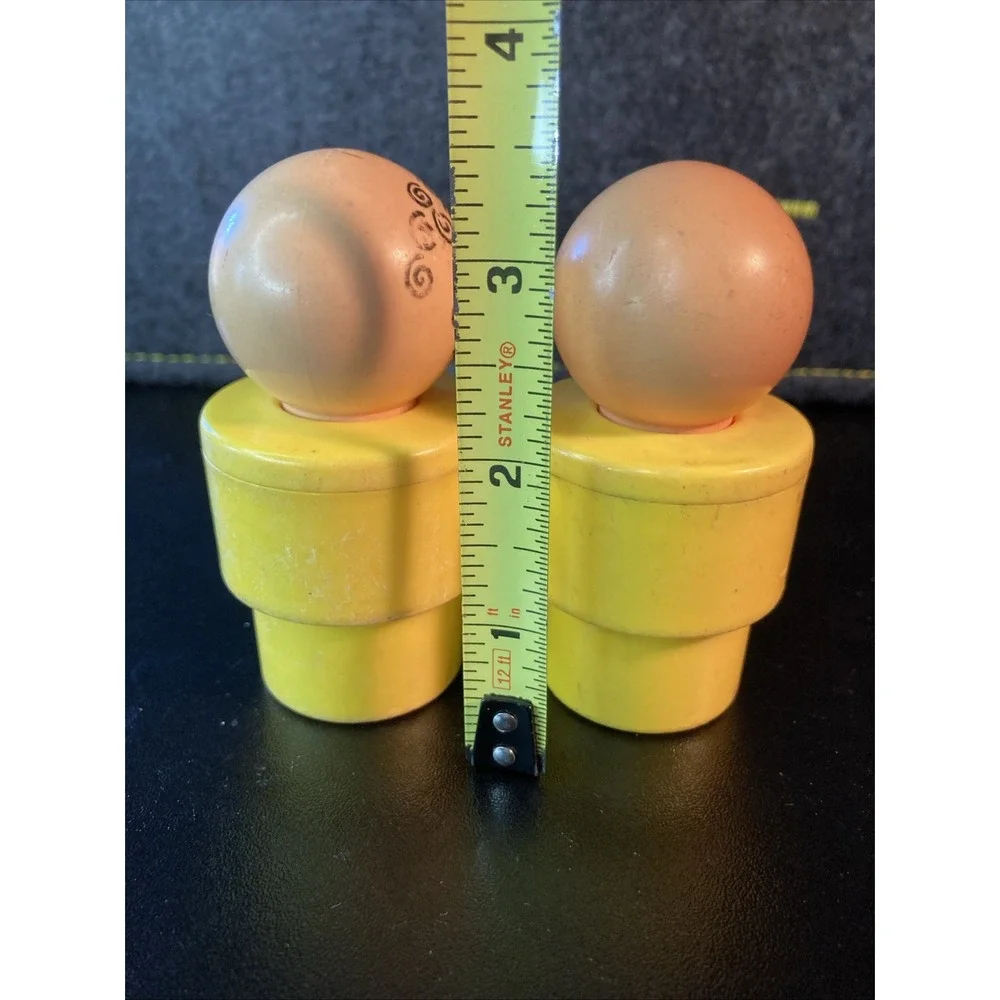 1974 2 Vintage Fisher Price‎ Little People Yellow Jumbo 3.5